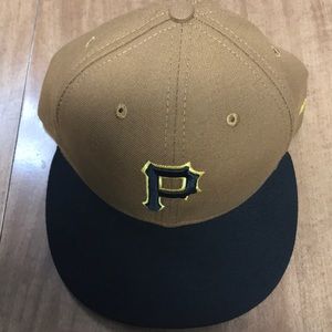 Pittsburgh Pirates Hat